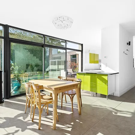 Willa Chez Jennifer - Luxueuse D'architecte Avec Piscine Privee Villevieille