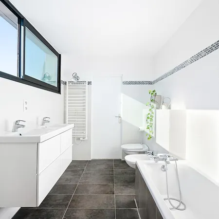Chez Jennifer - Luxueuse D'architecte Avec Piscine Privee Villevieille